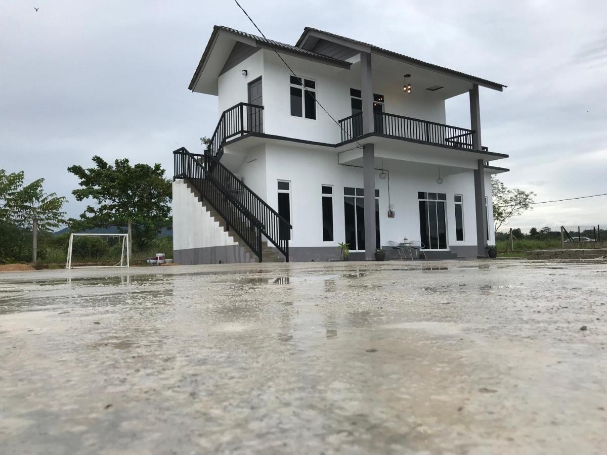 Rumah Sawah Homestay Pasir Puteh Eksteriør bilde